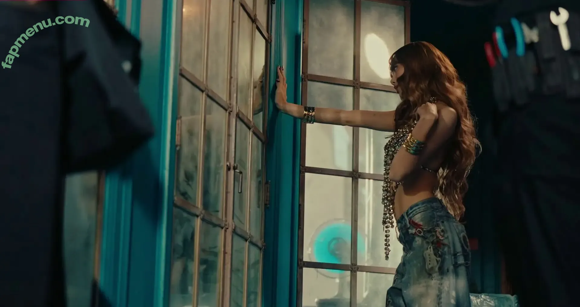 Lisa Blackpink nude photo #2420 (Lisa Blackpink)