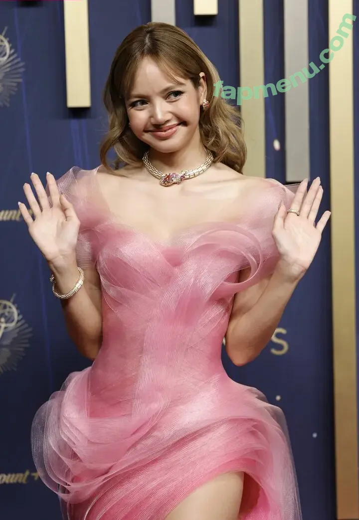 Lisa Blackpink nude photo #2821 (Lisa Blackpink)