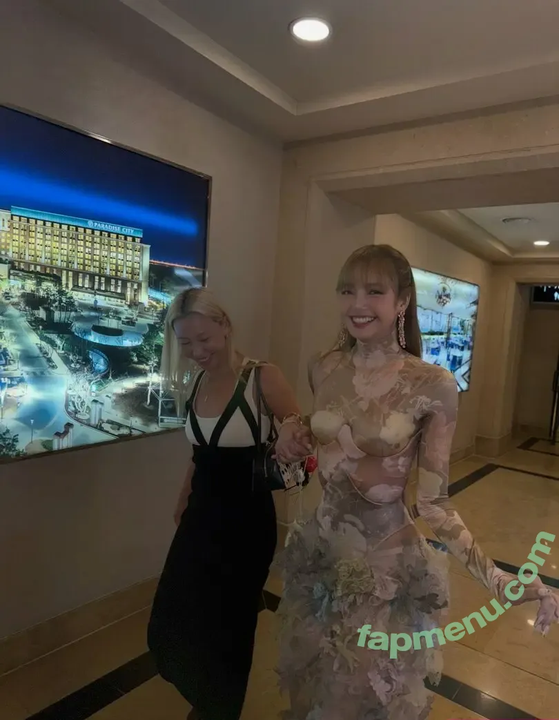 Lisa Blackpink nude photo #2919 (Lisa Blackpink)