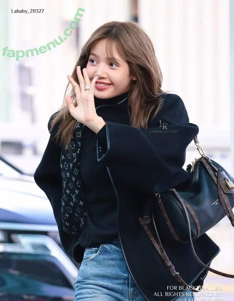 Lisa Blackpink nude photo #2929 (Lisa Blackpink)