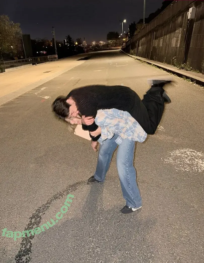 Lisa Blackpink nude photo #3019 (Lisa Blackpink)