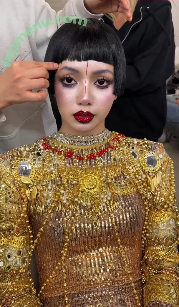 Lisa Blackpink nude photo #3104 (Lisa Blackpink)