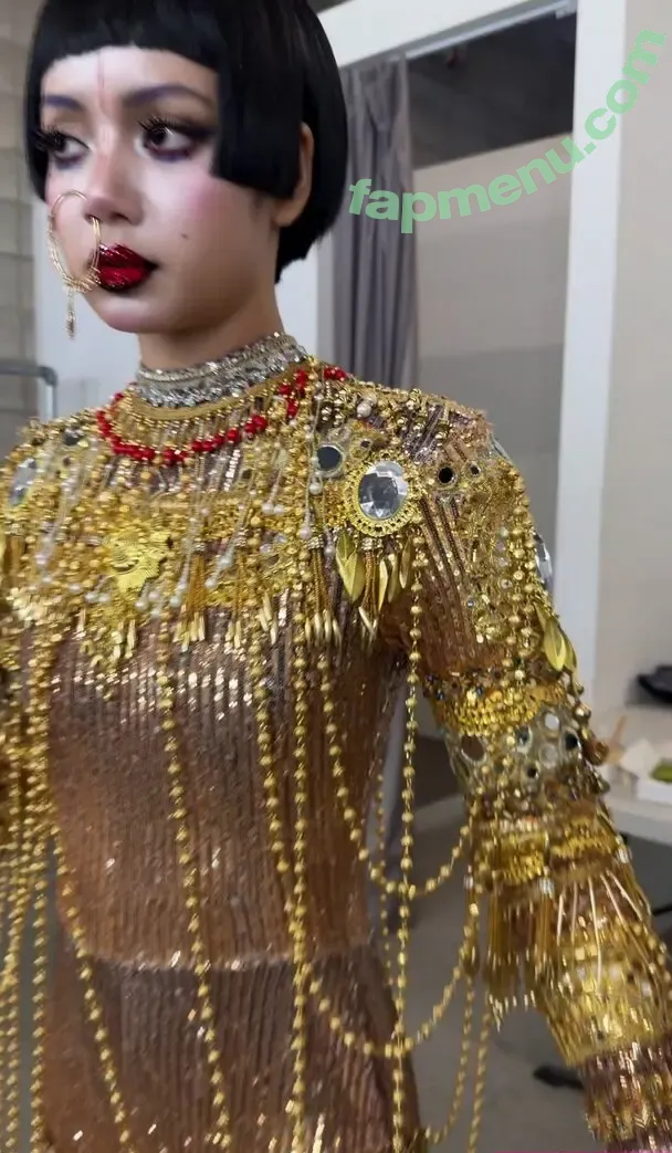 Lisa Blackpink nude photo #3105 (Lisa Blackpink)