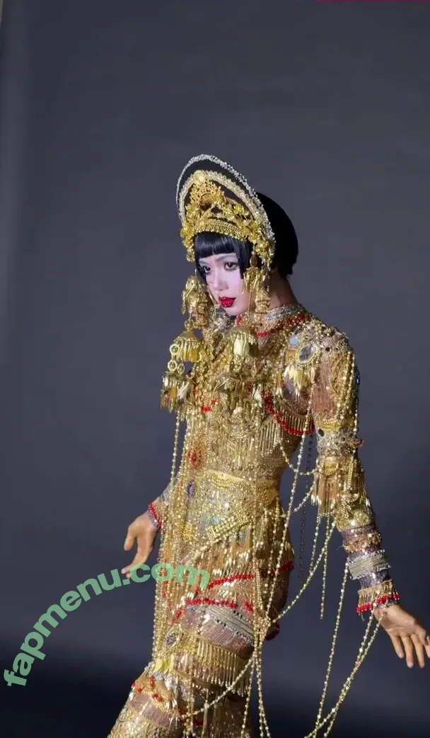 Lisa Blackpink nude photo #3111 (Lisa Blackpink)