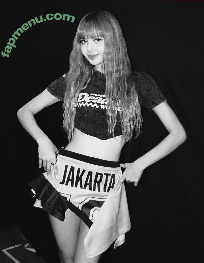 Lisa Blackpink nude photo #3152 (Lisa Blackpink)