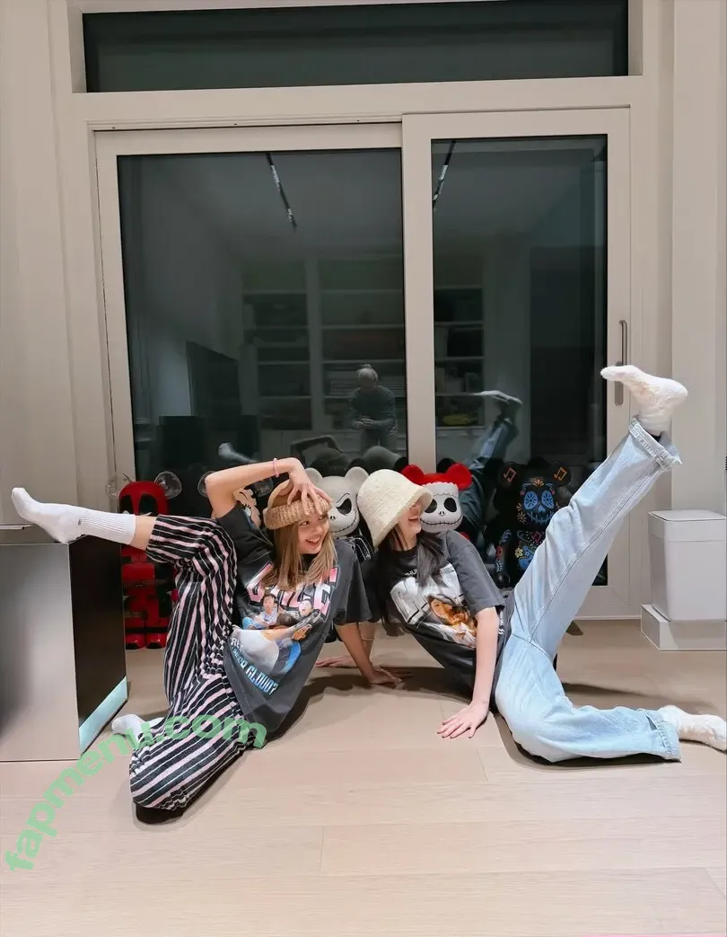 Lisa Blackpink nude photo #3164 (Lisa Blackpink)