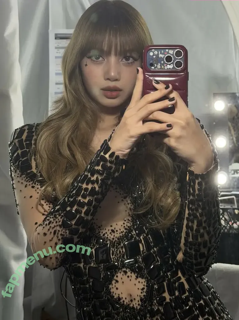 Lisa Blackpink nude photo #3177 (Lisa Blackpink)