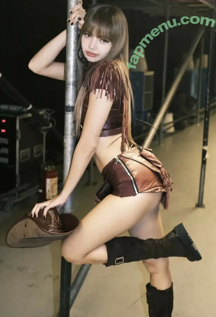 Lisa Blackpink nude photo #3179 (Lisa Blackpink)