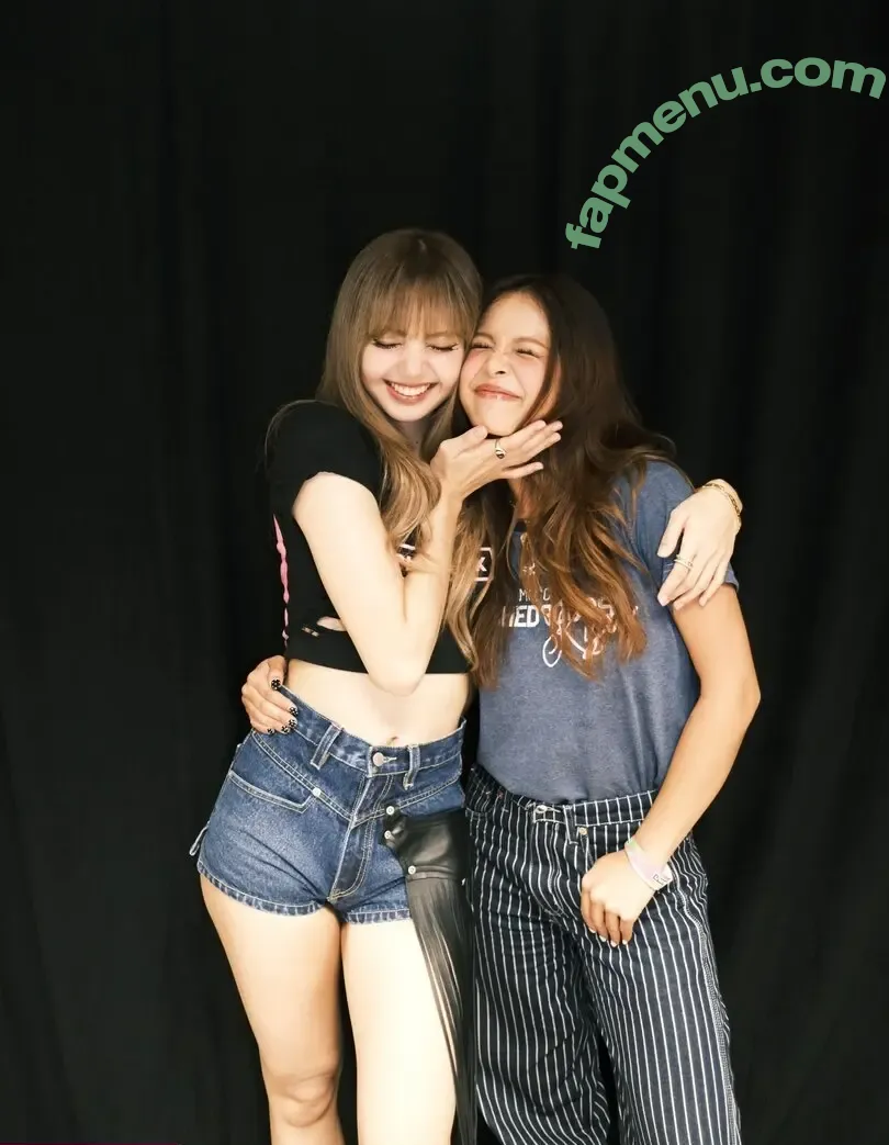 Lisa Blackpink nude photo #3202 (Lisa Blackpink)