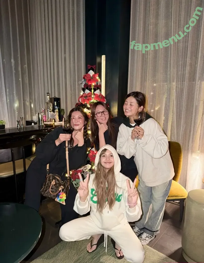 Lisa Blackpink nude photo #3204 (Lisa Blackpink)