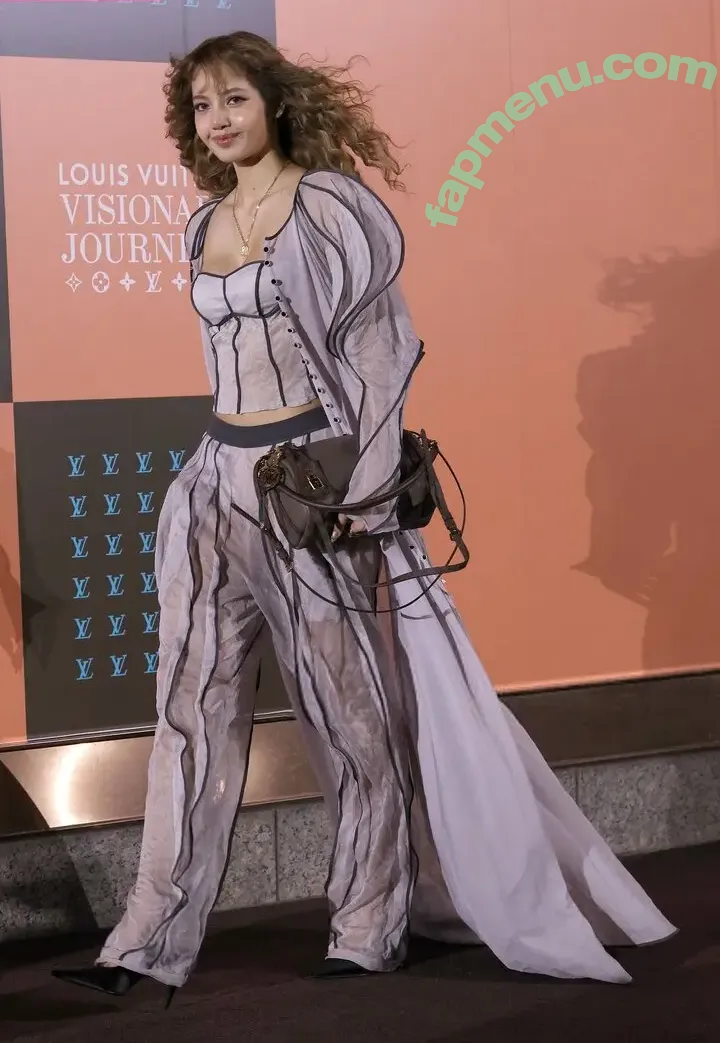 Lisa Blackpink nude photo #3231 (Lisa Blackpink)