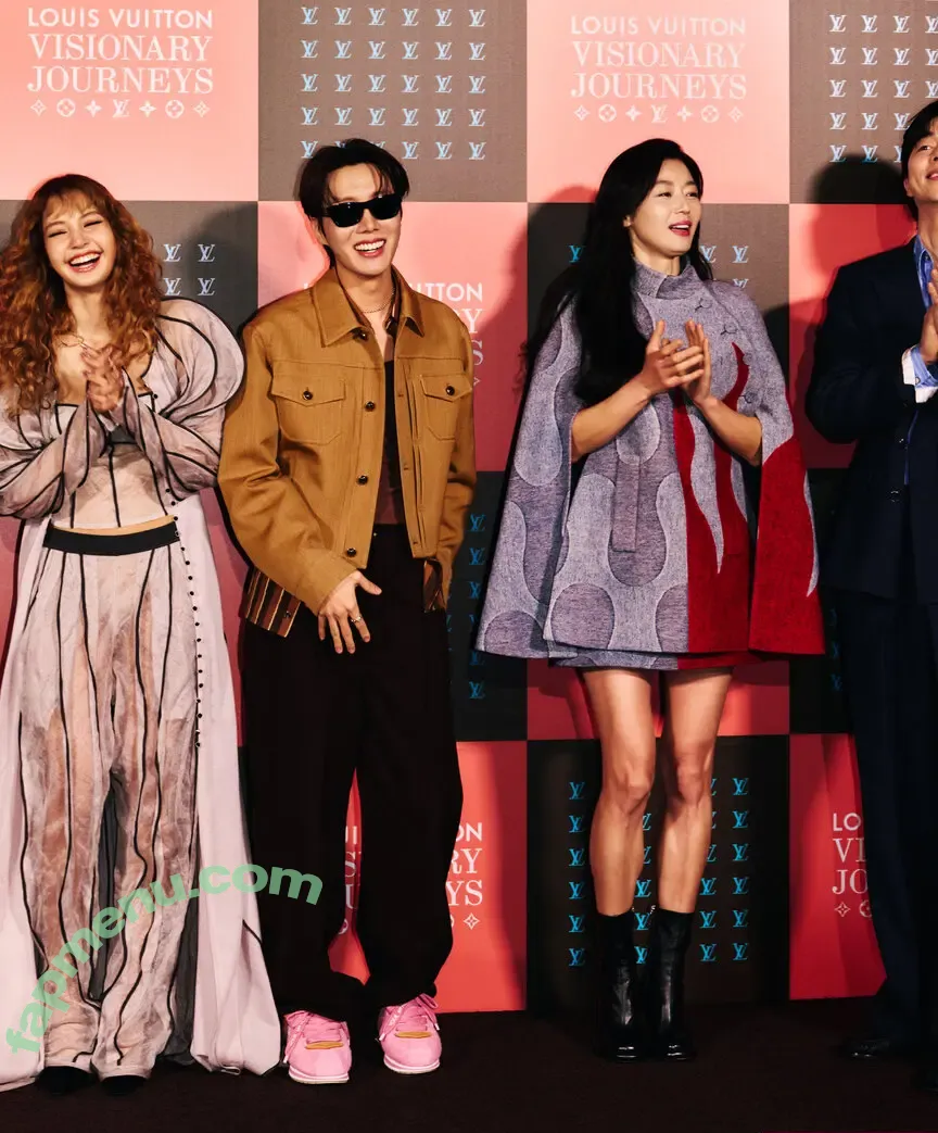 Lisa Blackpink nude photo #3281 (Lisa Blackpink)