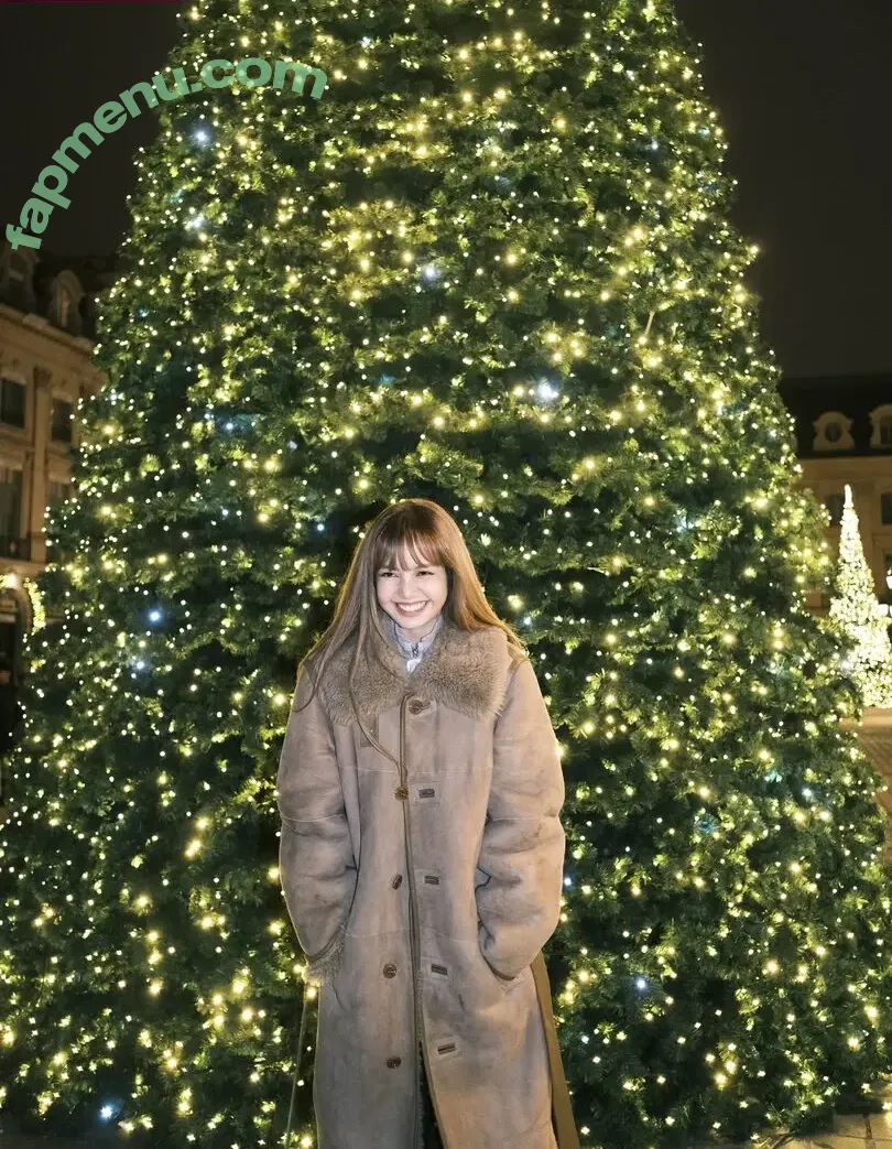 Lisa Blackpink nude photo #3359 (Lisa Blackpink)
