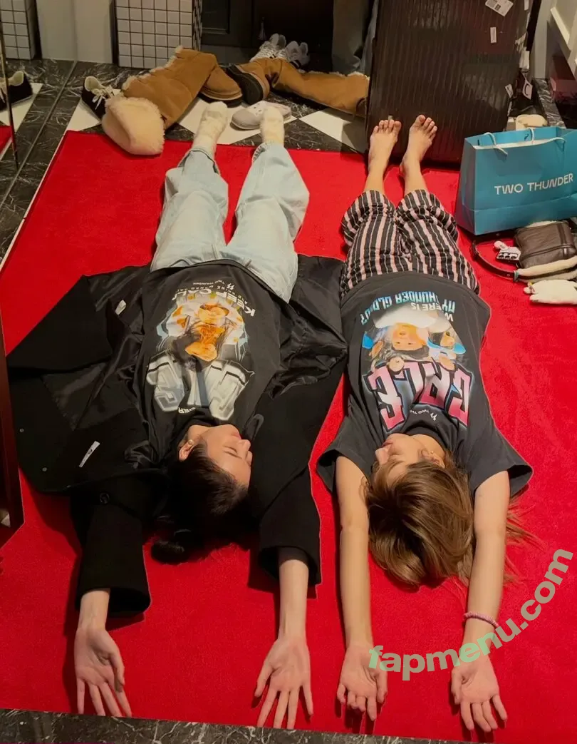 Lisa Blackpink nude photo #3360 (Lisa Blackpink)