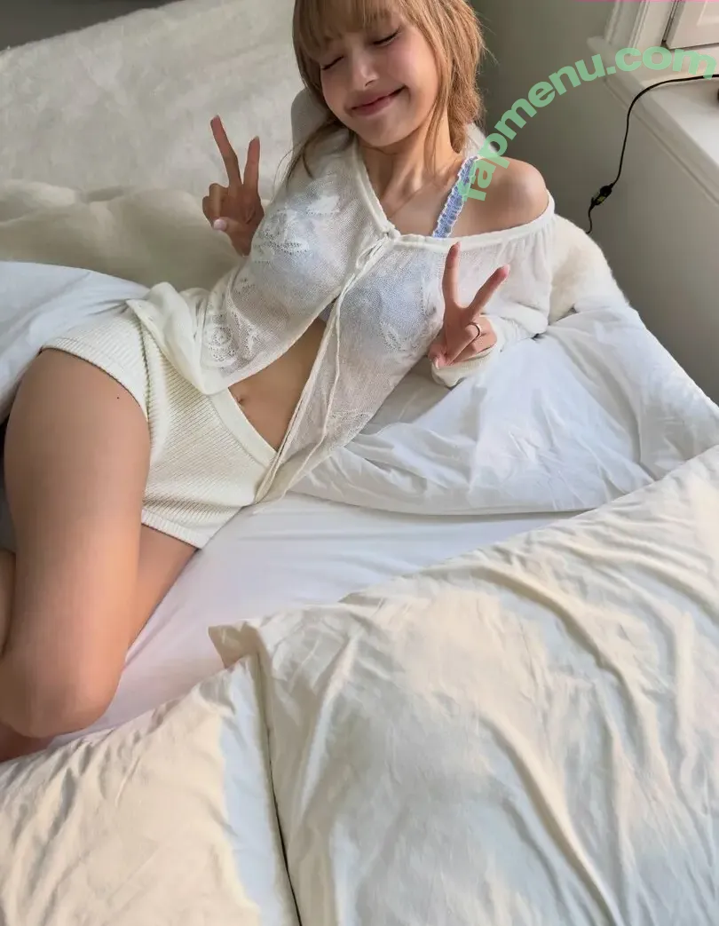 Lisa Blackpink nude photo #3367 (Lisa Blackpink)