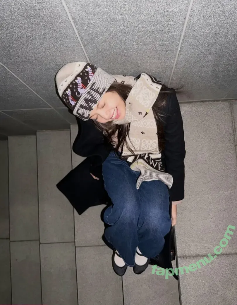 Lisa Blackpink nude photo #3376 (Lisa Blackpink)