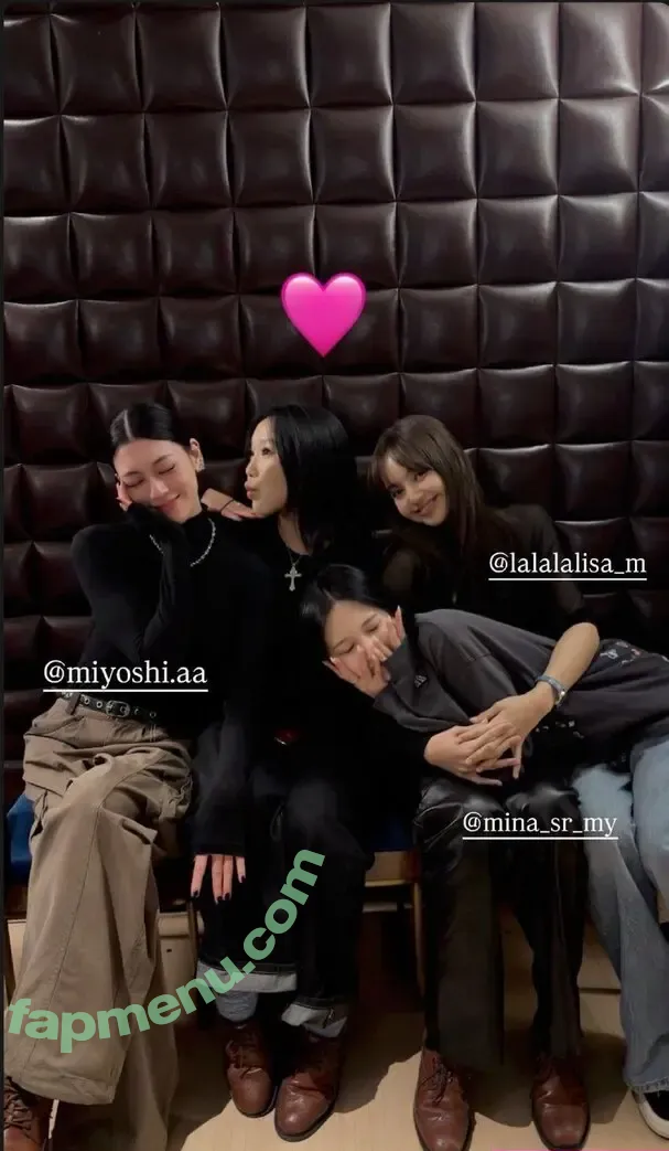 Lisa Blackpink nude photo #3383 (Lisa Blackpink)