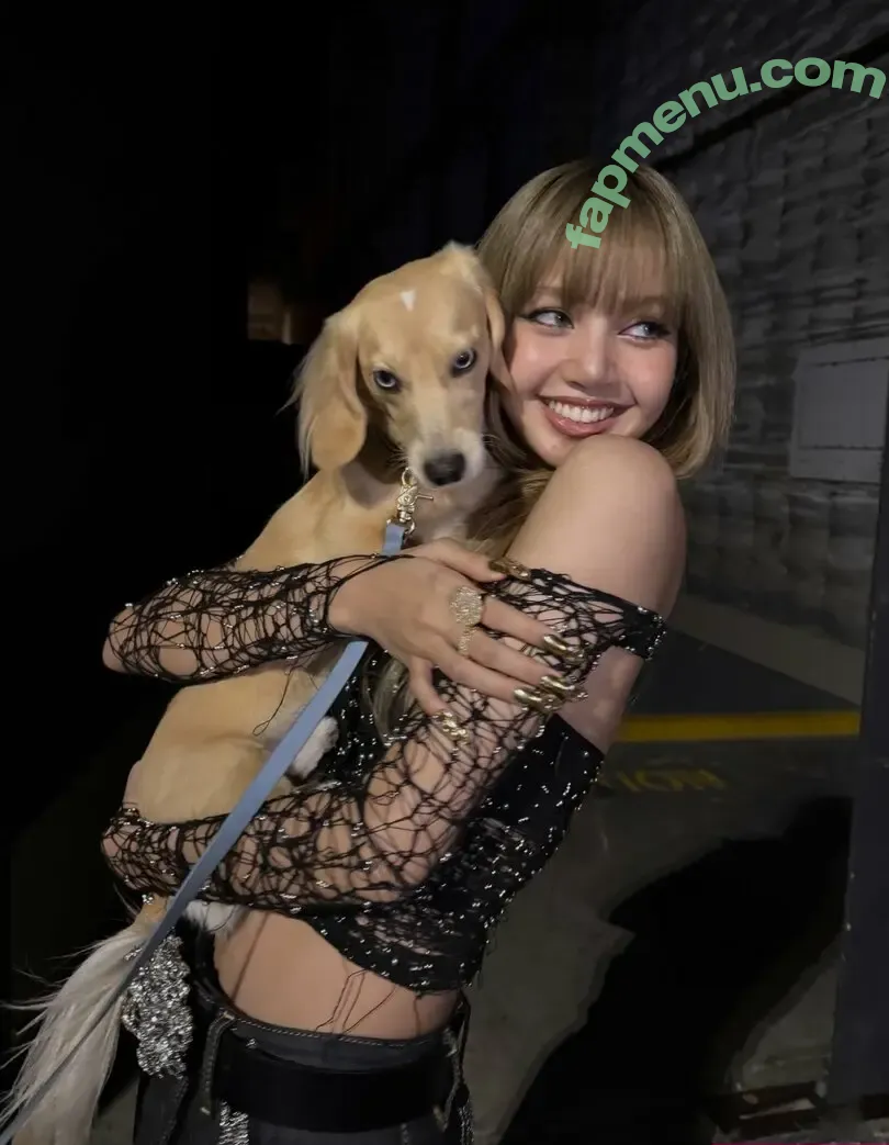 Lisa Blackpink nude photo #3394 (Lisa Blackpink)