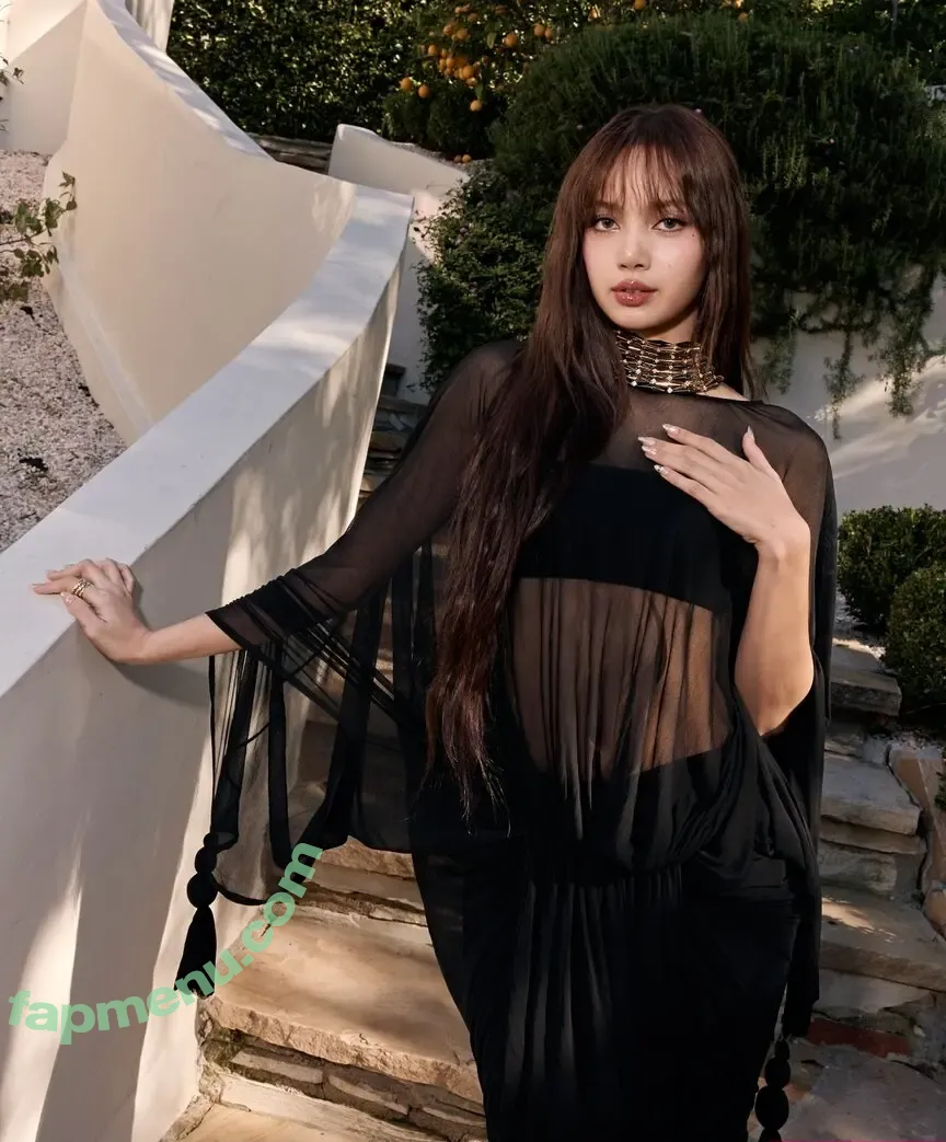 Lisa Blackpink nude photo #3480 (Lisa Blackpink)