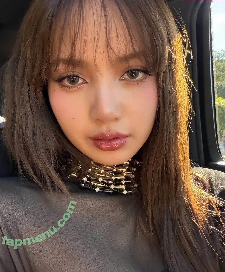 Lisa Blackpink nude photo #3487 (Lisa Blackpink)