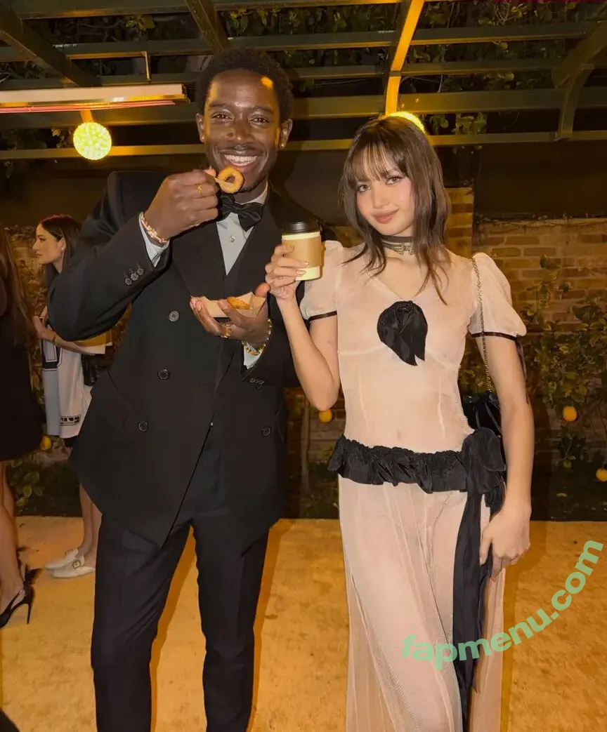 Lisa Blackpink nude photo #3511 (Lisa Blackpink)