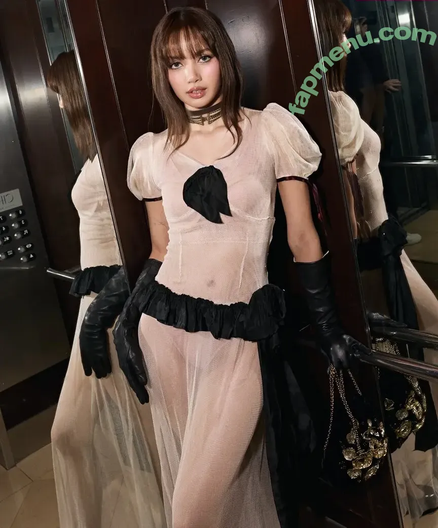 Lisa Blackpink nude photo #3518 (Lisa Blackpink)