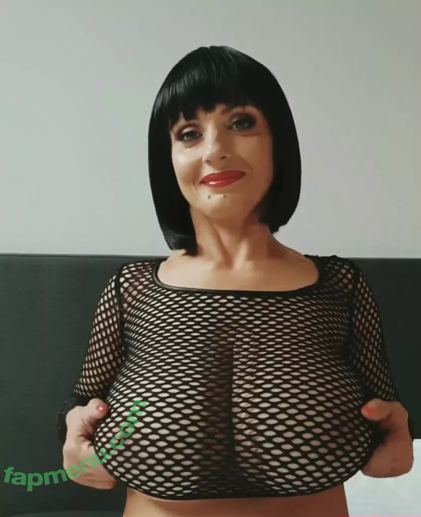 Lisa Bukawski nude photo #0096 (lbukawski / real_lbukawski)