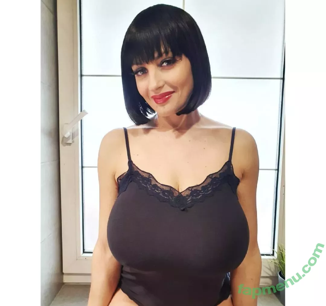 Lisa Bukawski nude photo #0172 (lbukawski / real_lbukawski)