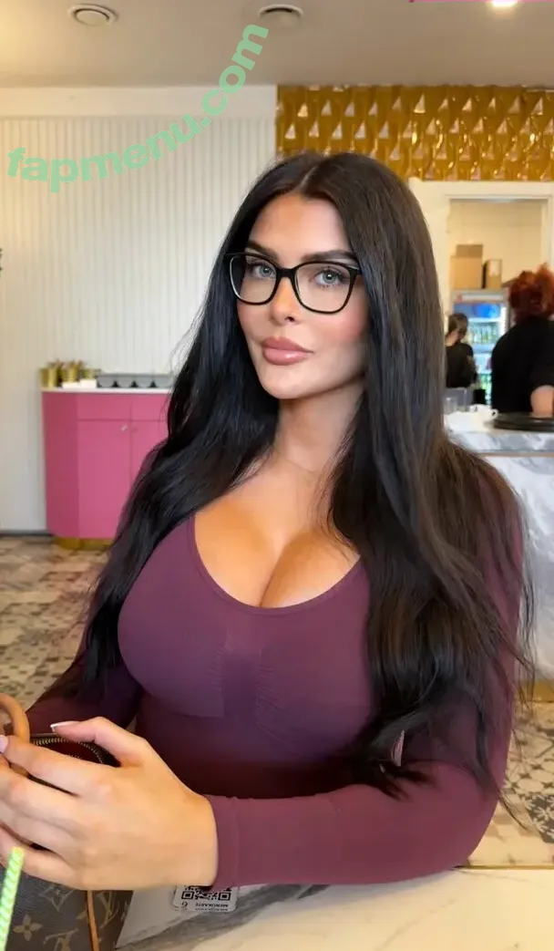 Lisa del Piero nude photo #0094 (lisadelpiero)