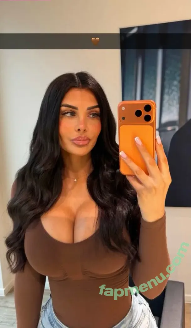 Lisa del Piero nude photo #0200 (lisadelpiero)