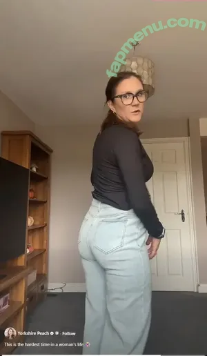 Lisa Dollan / yorkshire_peach nude photo #0056