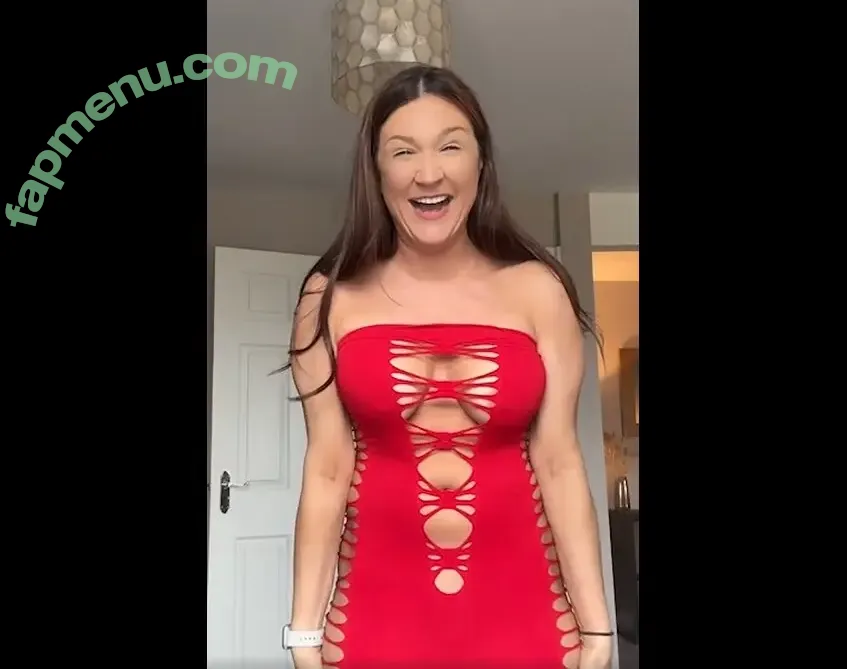 Lisa Dollan nude photo #0079 (yorkshire_peach)