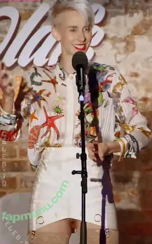 Lisa Eckhart / fraueckhart nude photo #0284