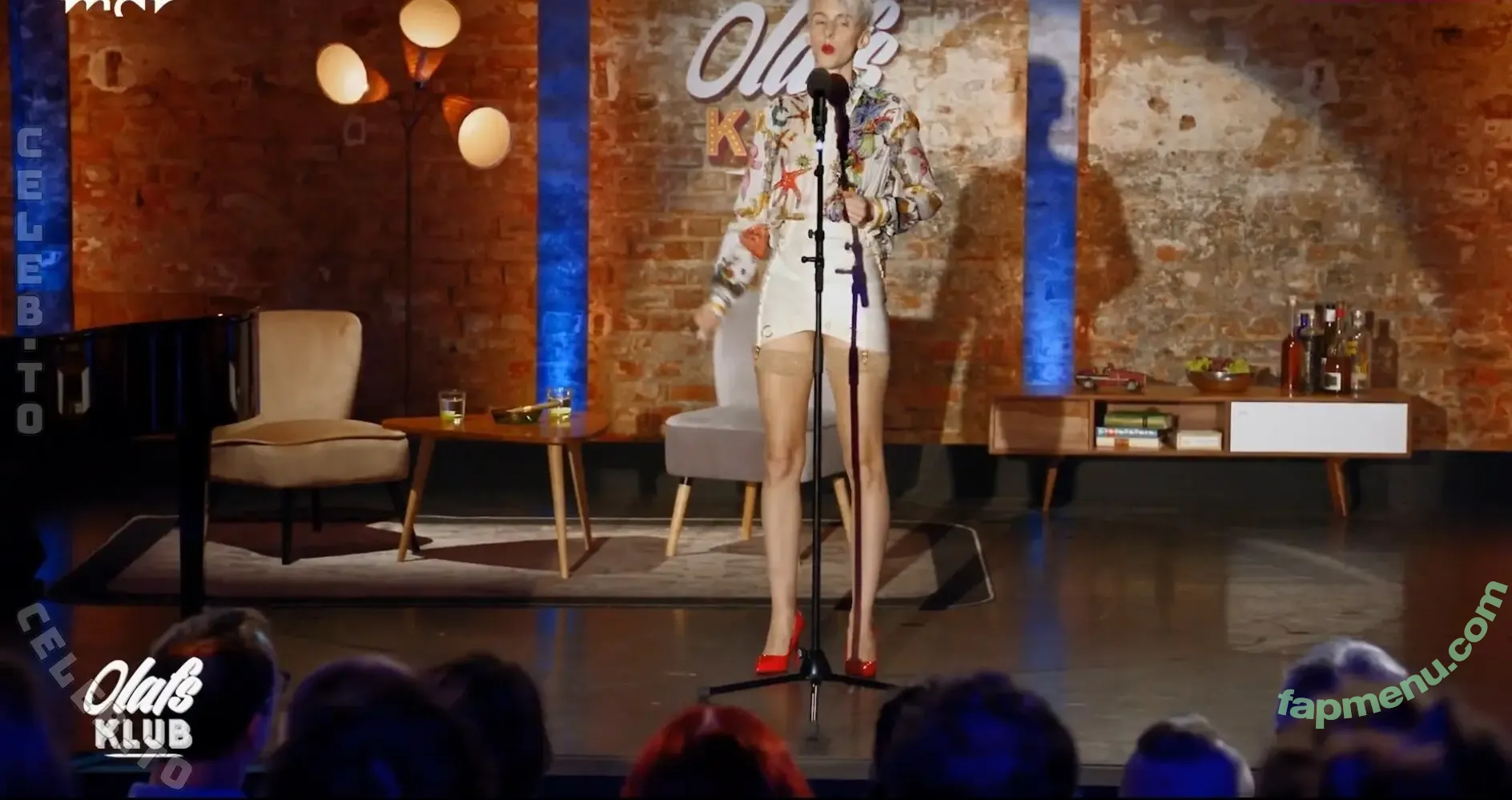 Lisa Eckhart nude photo #0277 (fraueckhart)