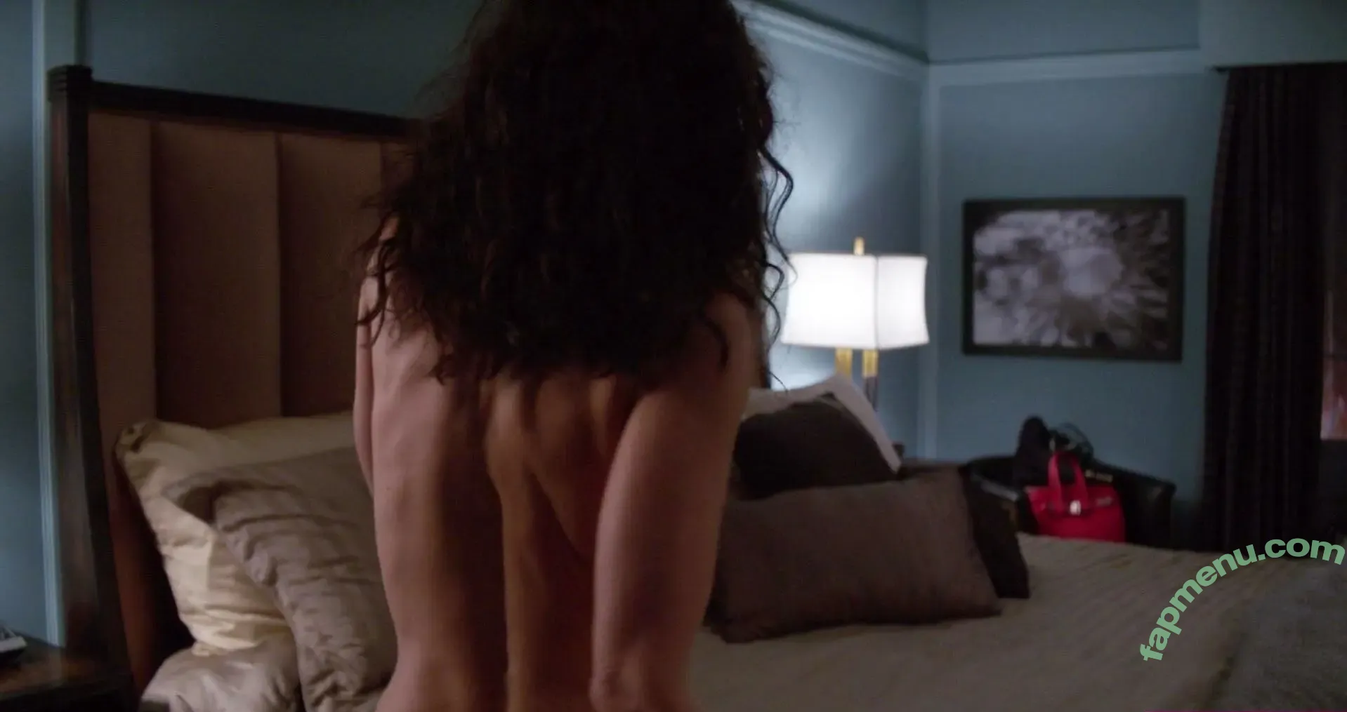 Lisa Edelstein nude photo #0062 (lisaedelstein)