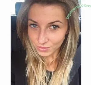 Lisa Ferguson / lisafergusonofficial nude photo #0001