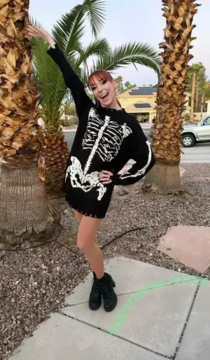 Lisa Foiles / lisafoiles nude photo #0484