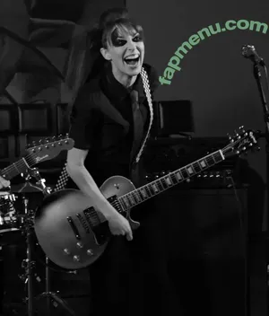 Lisa Foiles / lisafoiles nude photo #0573