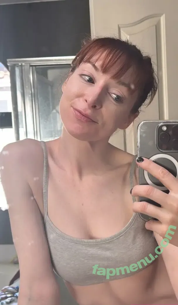 Lisa Foiles nude photo #0303 (lisafoiles)