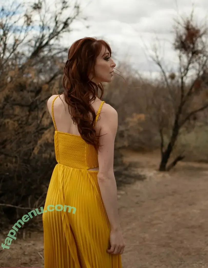 Lisa Foiles nude photo #0322 (lisafoiles)