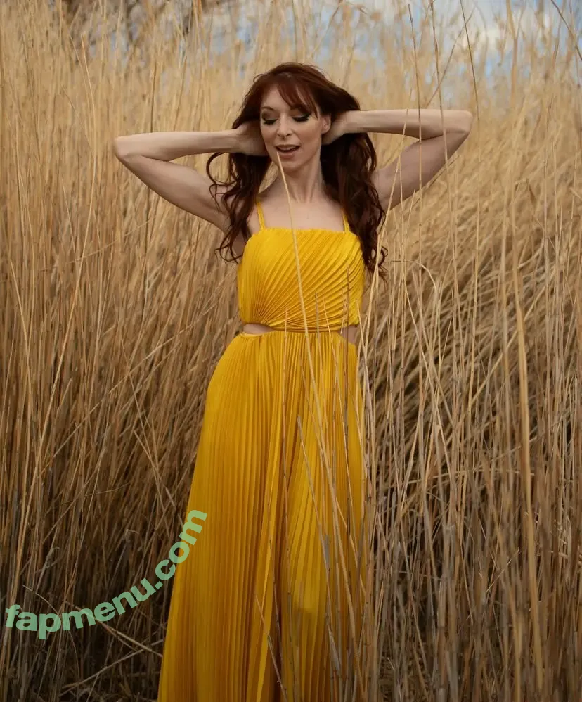 Lisa Foiles nude photo #0344 (lisafoiles)