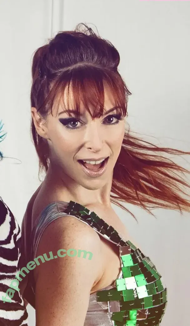 Lisa Foiles nude photo #0354 (lisafoiles)