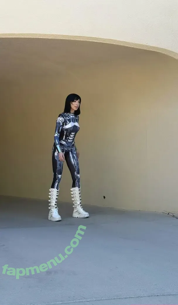 Lisa Foiles nude photo #0431 (lisafoiles)