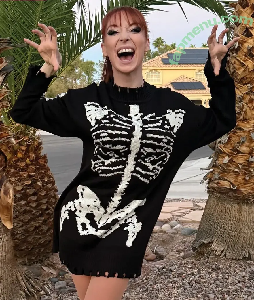 Lisa Foiles nude photo #0481 (lisafoiles)