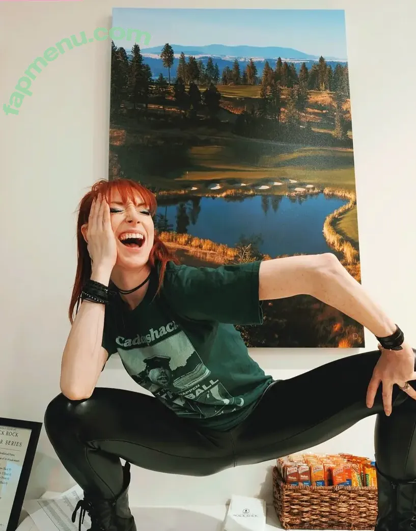 Lisa Foiles nude photo #0555 (lisafoiles)