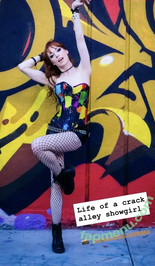 Lisa Foiles nude photo #0616 (lisafoiles)