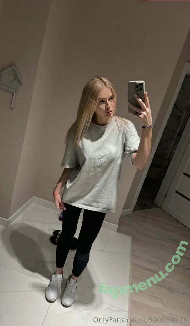 lisa_knows nude photo #0010 (lisa_knows_s)