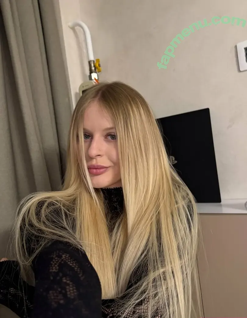 lisa_knows nude photo #0028 (lisa_knows_s)