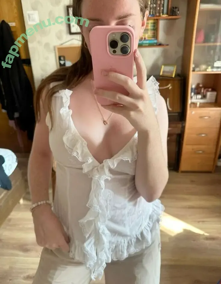 Lisa.knvlv nude photo #0025 (Lisa.knvlv)
