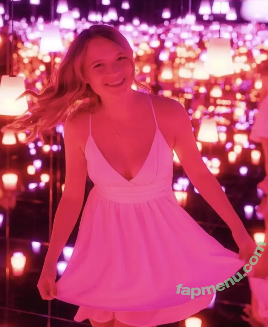 Lisa Küppers nude photo #0486 (lisakueppers)